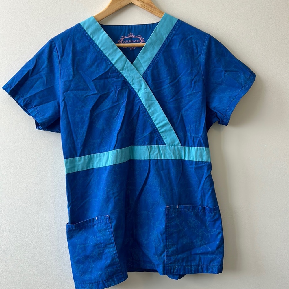 Scrub Lover Top